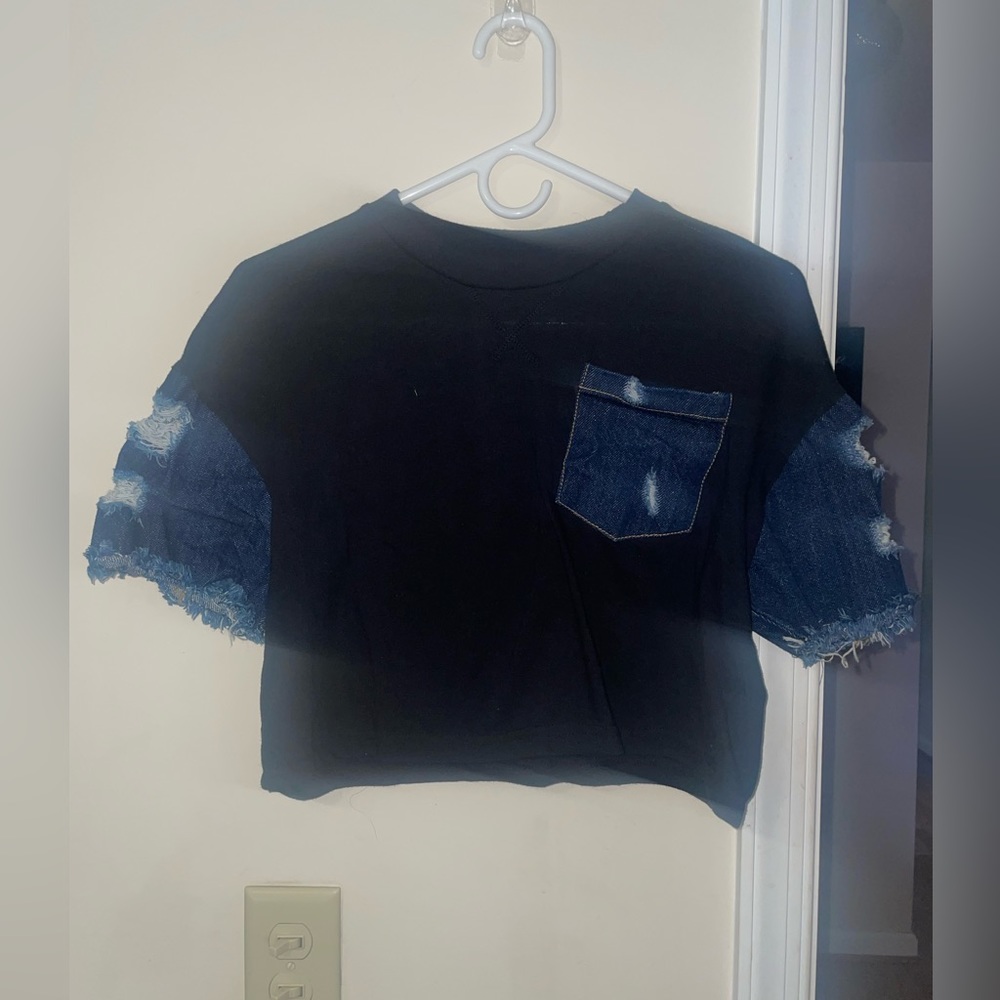 Cropped black and Jean shirt